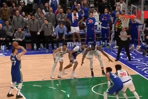 1672209758879039268.gif 1111.gif