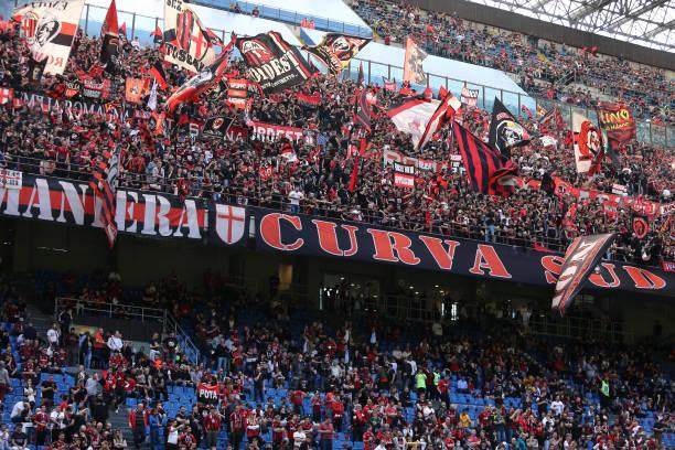 开云体育app-莱昂先挥霍后进球完成救赎 米兰梦想复制百年奇迹