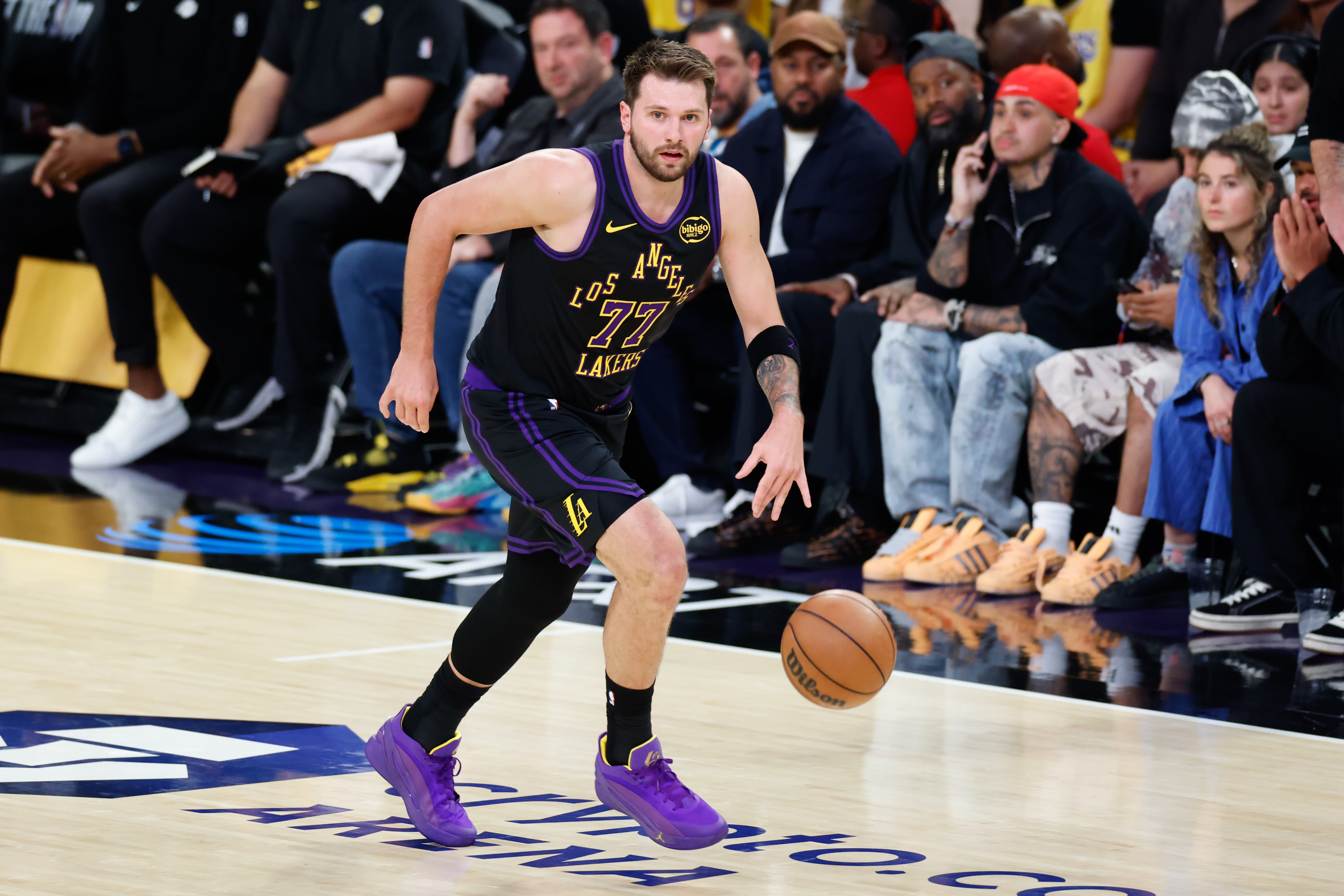 kaiyun·(中国)官方网站-东契奇成为本赛季第13位单场50+球员 约基奇2次&amp;掘金3人均为最多